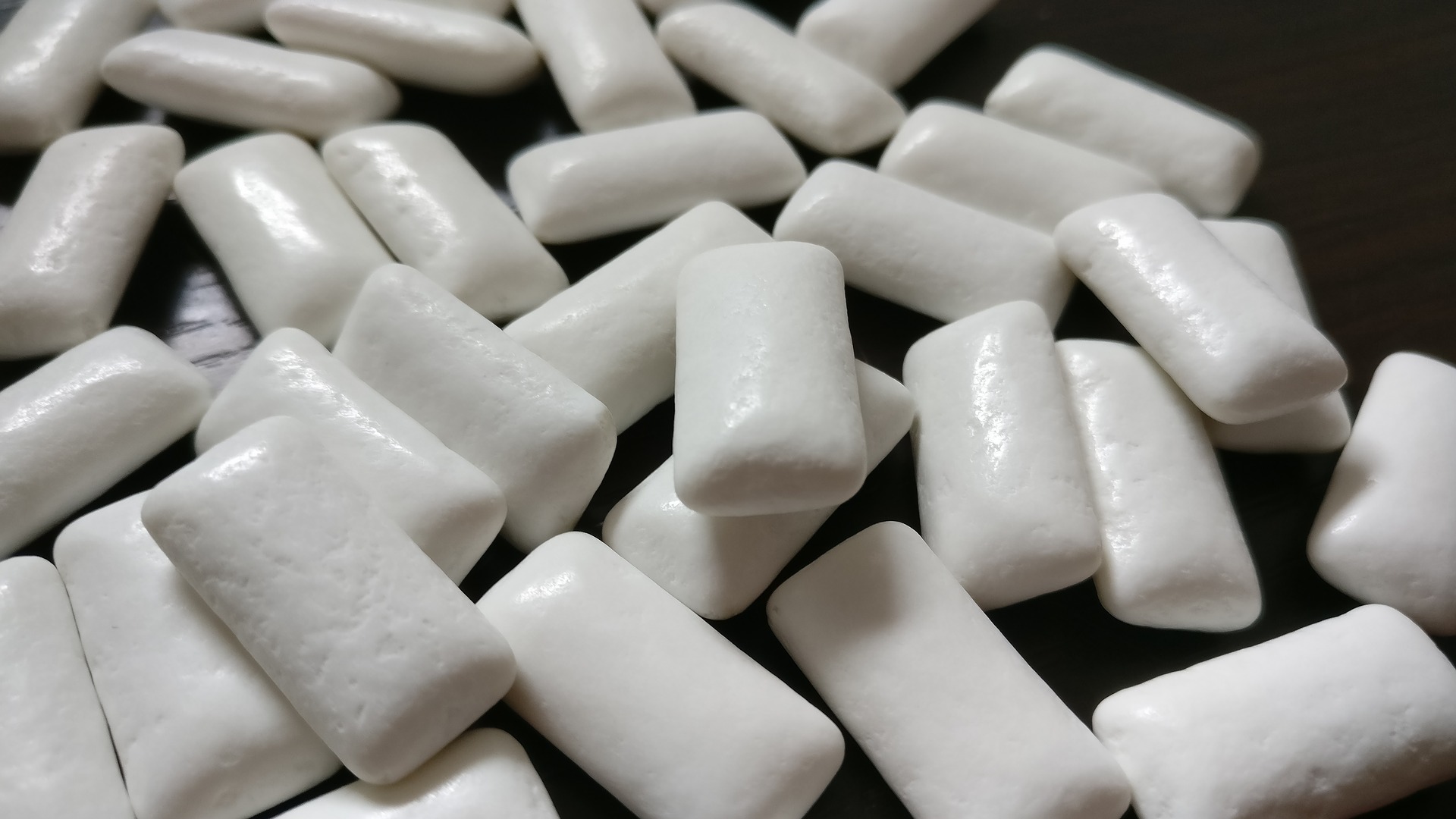 NCA says gum and mints drive down confectionery sales